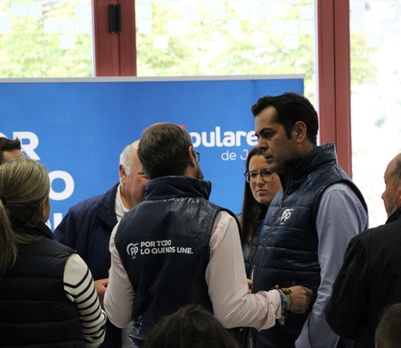 Jornada de convivencia con NNGG en Torres