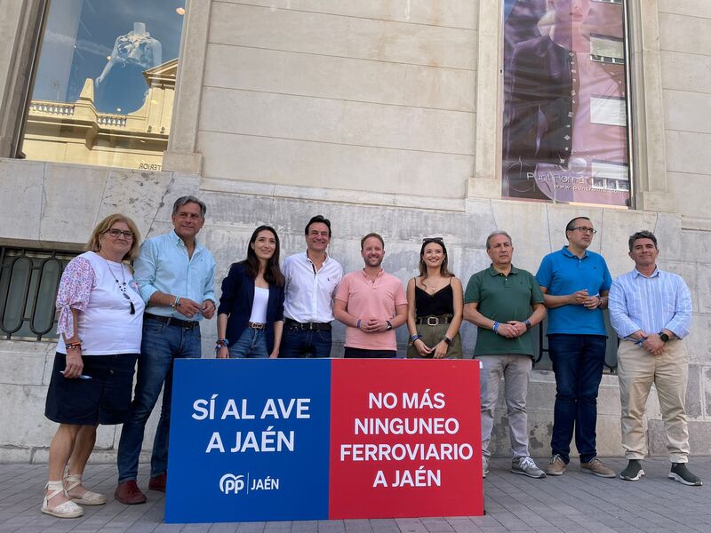 El PP de Jaén inicia una campaña de recogida de firmas “en contra del ninguneo ferroviario” a la provincia