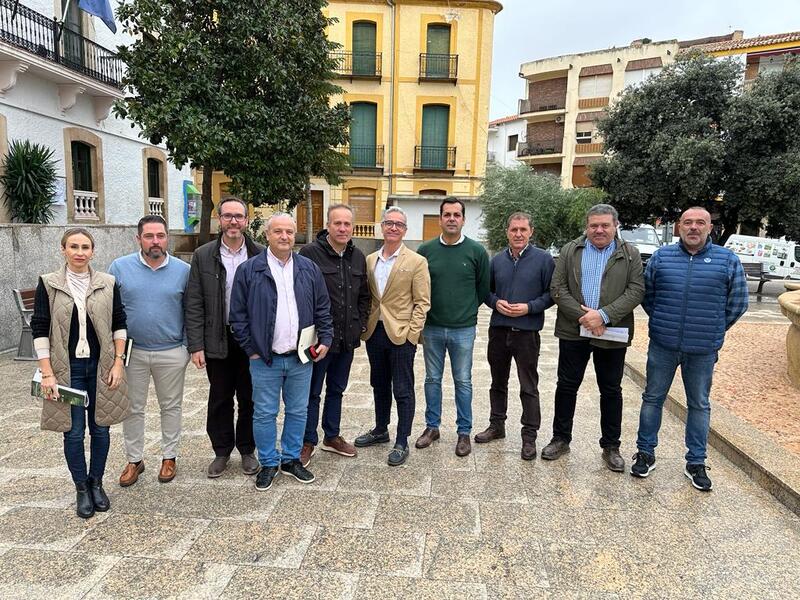 El PP insta a la Diputación a “cumplir su compromiso” de eliminar la subida en la factura del agua en El Condado “que hace que los vecinos paguen una de las más caras de toda Andalucía”