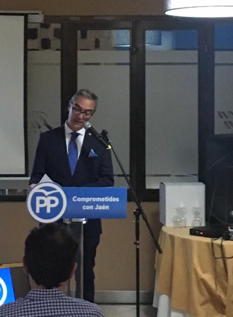 Luis Mariano Camacho, reelegido presidente del PP de Bailén con el respaldo del 100% de los votos