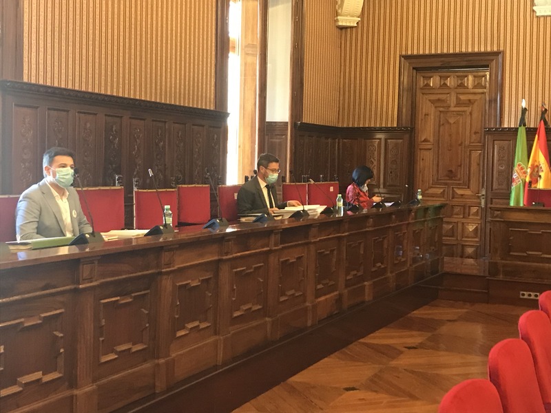 Contreras denuncia que la liquidación del presupuesto de 2019 de la Diputación evidencia un “aumento de deuda y una grave disminución de las inversiones”