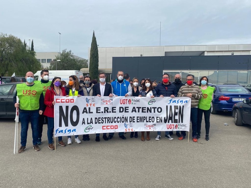 El PP de Jaén apoya a los trabajadores de Atento en la caravana en contra del ERE