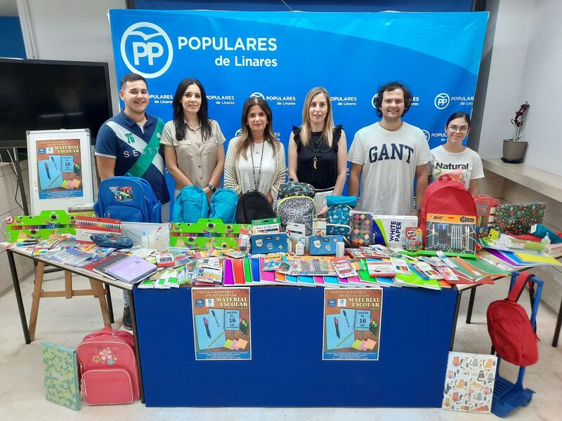 El PP y NNGG agradecen el compromiso y la implicación de los linarenses en la Campaña de Recogida de Material Escolar