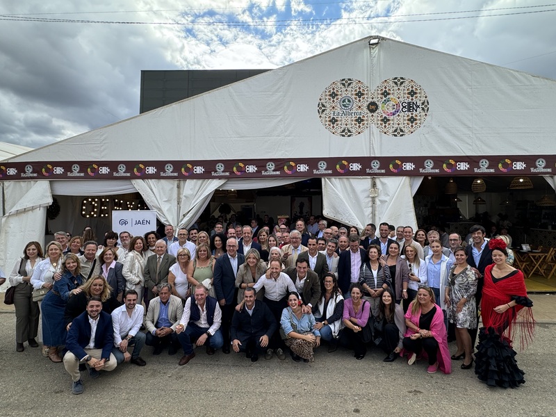 El PP de Jaén celebra con afiliados y simpatizantes la feria de San Lucas 