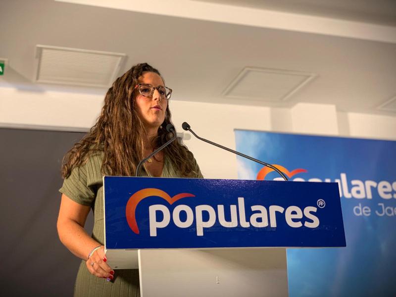 González: “Hemos destapado otra gran mentira del PSOE porque con el PP no solo se mantienen las bonificaciones universitarias sino que se amplían a la UNED”